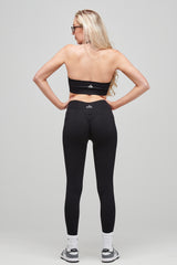 SNATCHED SEAMLESS SPORTS BRA- BLACK