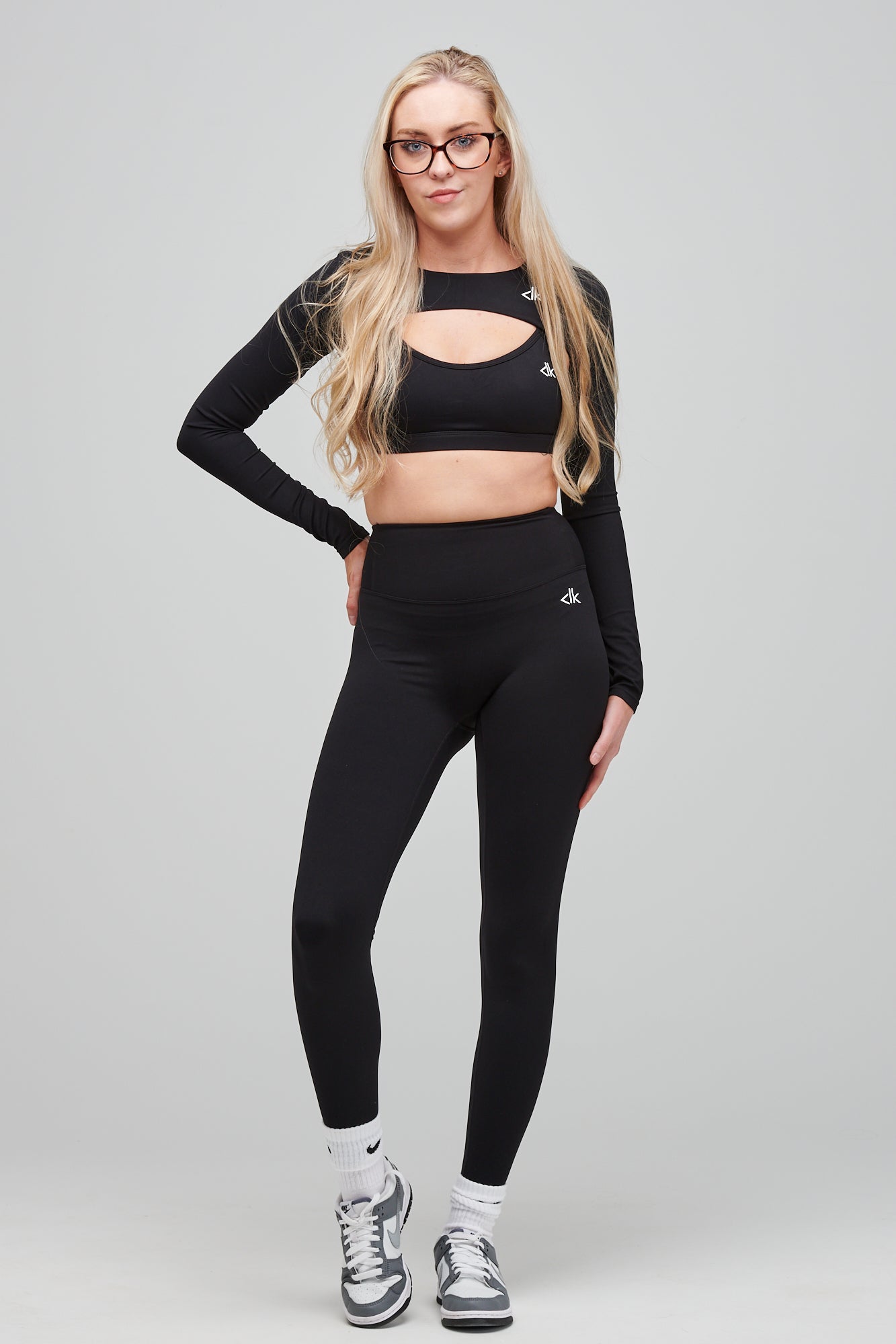 SLEEK LEGGINGS- BLACK